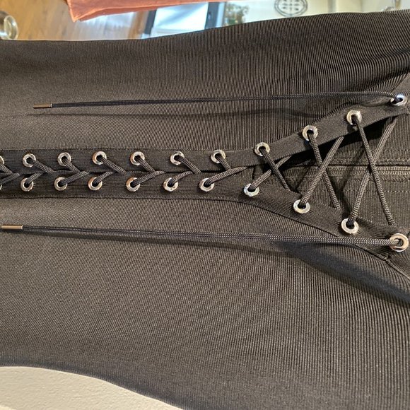 STUNNING Marciano Super Slimming Bodycon Bandage Dress Tie Up Front - Picture 4 of 6